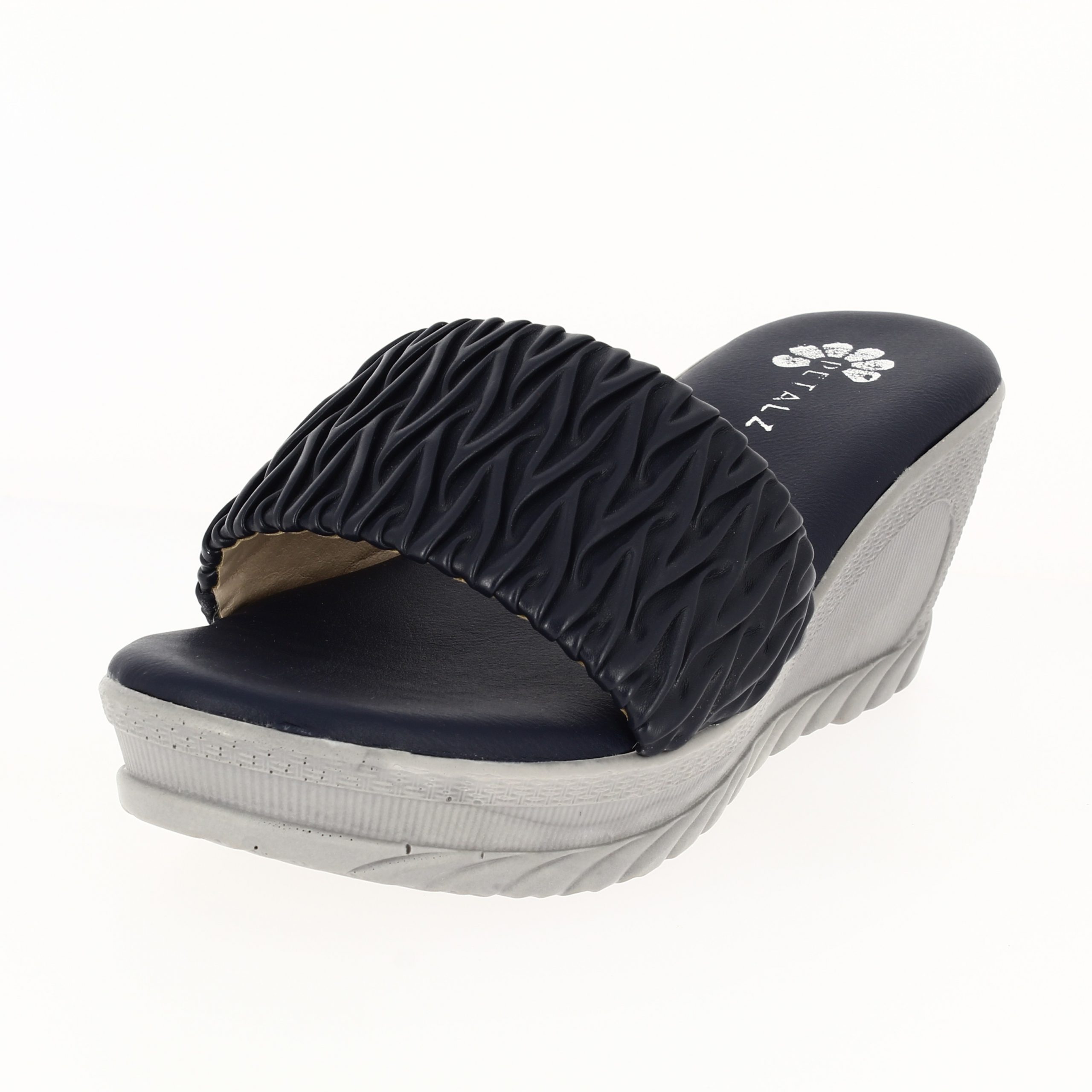 PETALZ  Women Casual  Slip-on Slippers BLUE