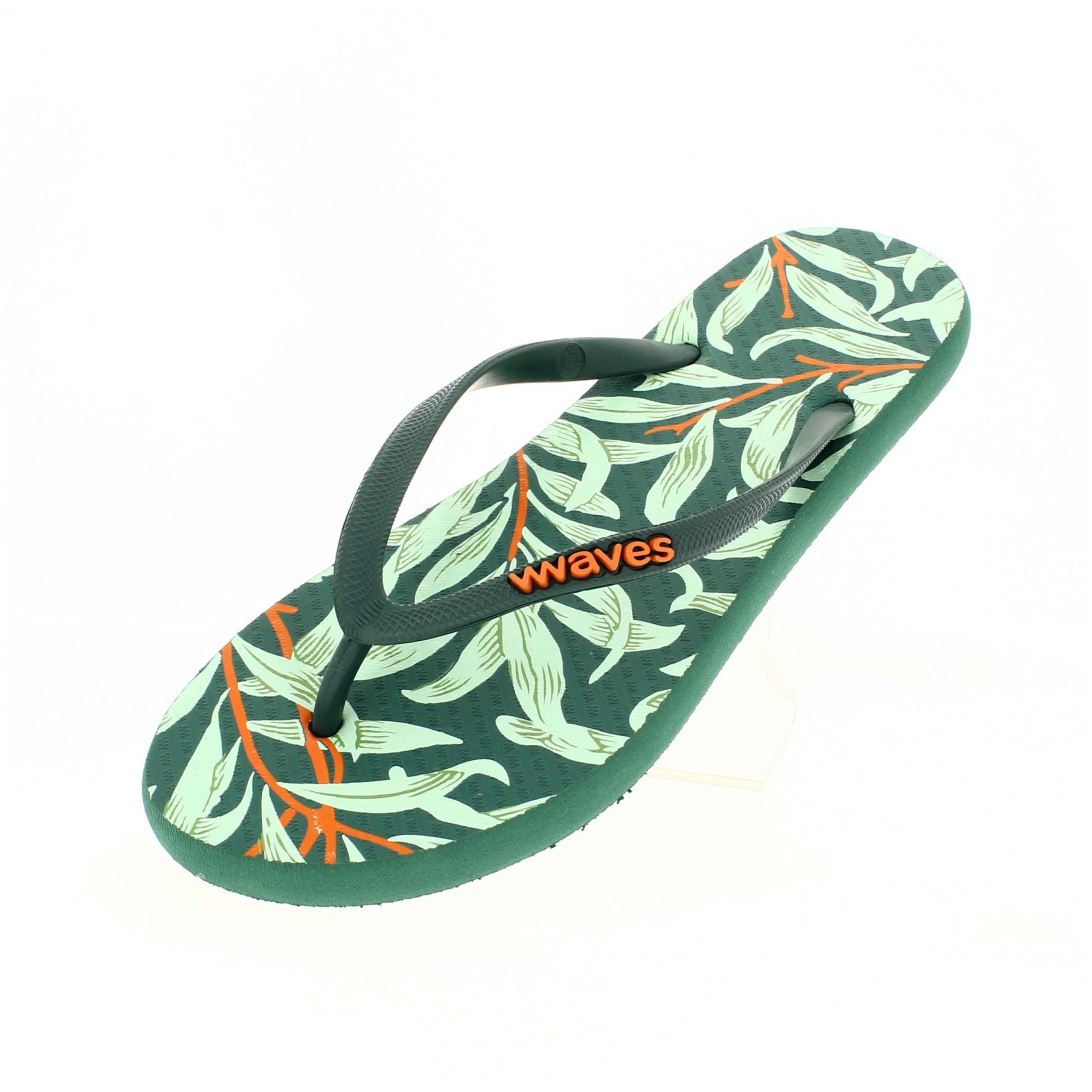 Waves  Women Casual FLATS  Flip Flops GREEN