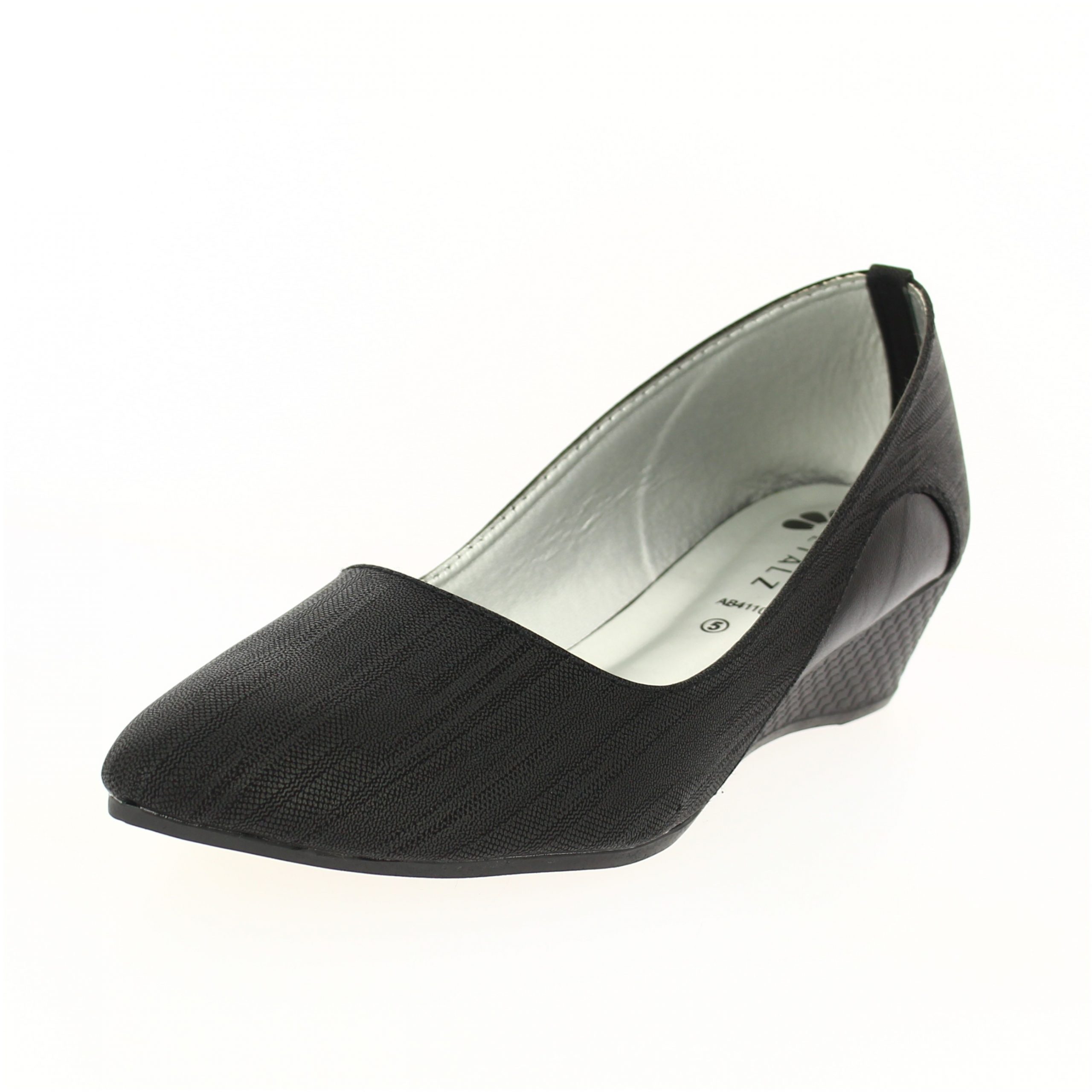 PETALZ Women Formal Pumps Shoes Black