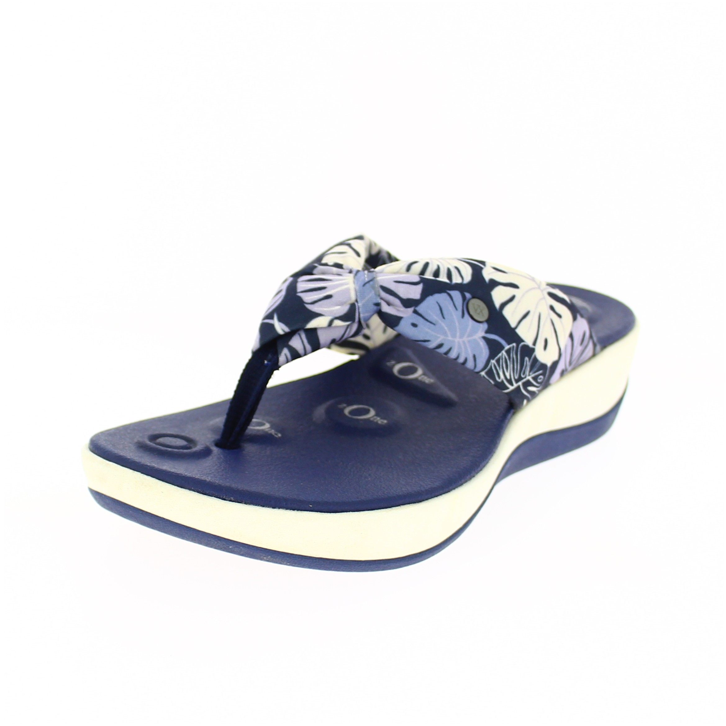 Von Wellx Women Casual T-Strap Slippers Chikoo